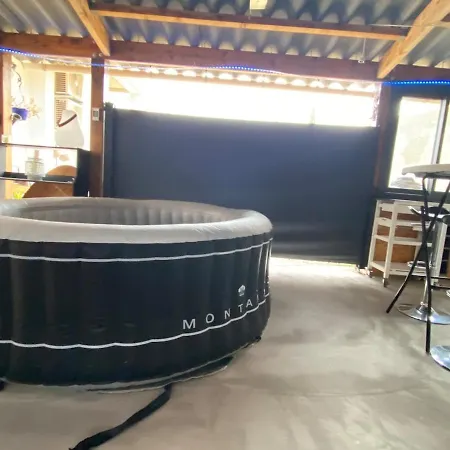 Daire Avec Sauna Et Jacuzzi