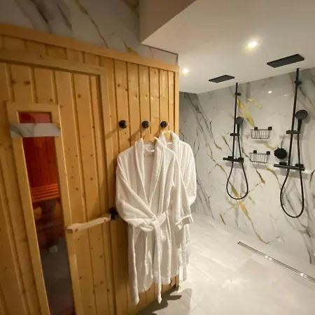 Апартаменты Avec Sauna Et Jacuzzi Сен-Рафаэль